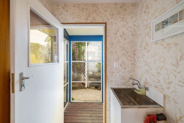 Photo of property in 11 Ranui Crescent, Diamond Harbour, 8971
