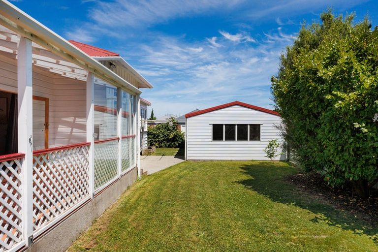 Photo of property in 3 Carow Street, Palmerston North, 4410