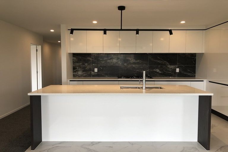 Photo of property in 19 Opouatu Avenue, Glenbrook, Waiuku, 2681