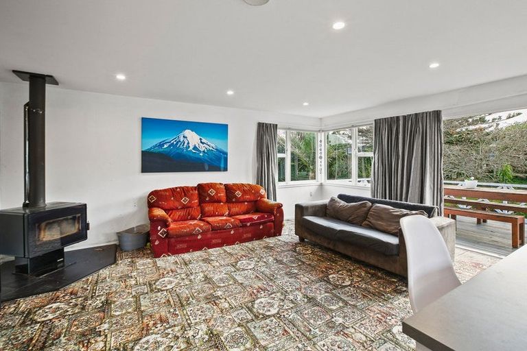 Photo of property in 77 Ngamotu Road, Spotswood, New Plymouth, 4310
