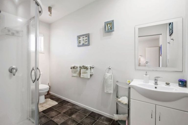 Photo of property in 31 Tohora View, Waihi Beach, 3611