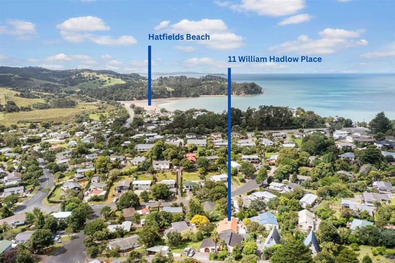 Photo of property in 11 William Hadlow Place, Hatfields Beach, Orewa, 0931