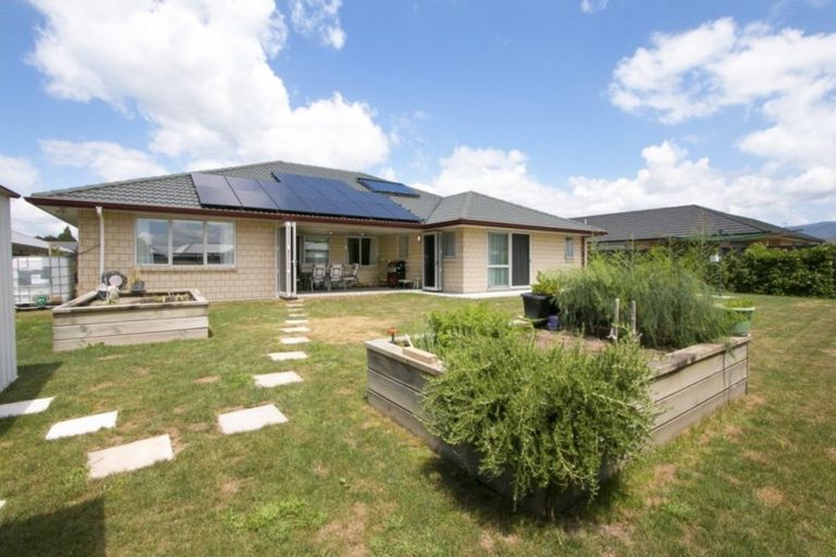 Photo of property in 8 Nolan Place, Katikati, 3129