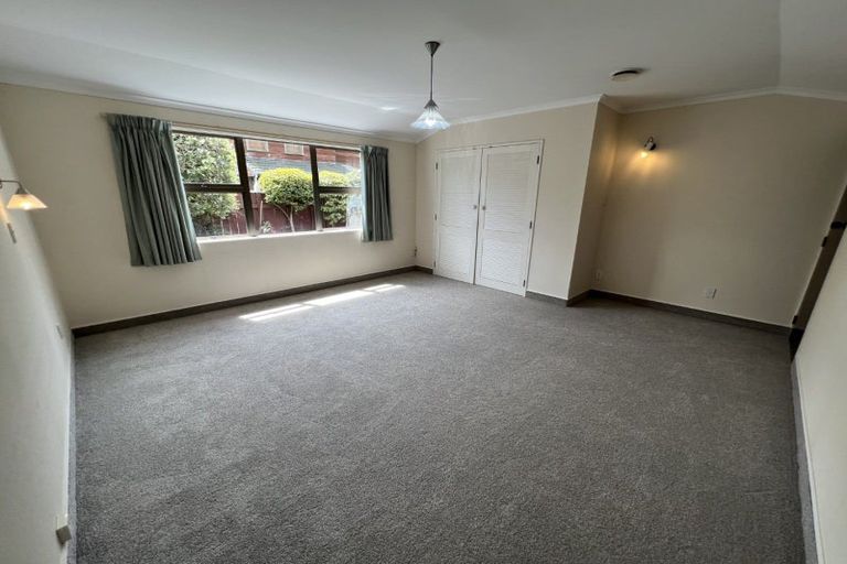 Photo of property in 142a Victoria Avenue, Hokowhitu, Palmerston North, 4410