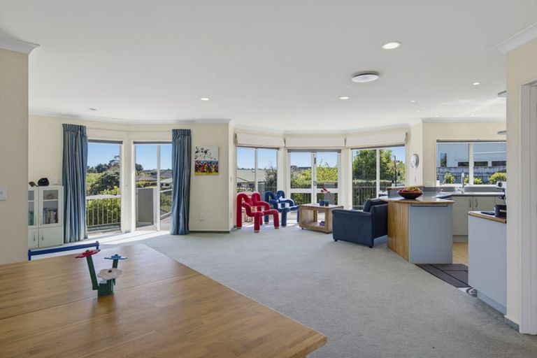 Photo of property in 111 Milne Drive, Paraparaumu, 5032