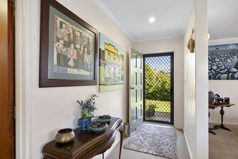 Photo of property in 1 Wrantage Street, Westown, New Plymouth, 4310