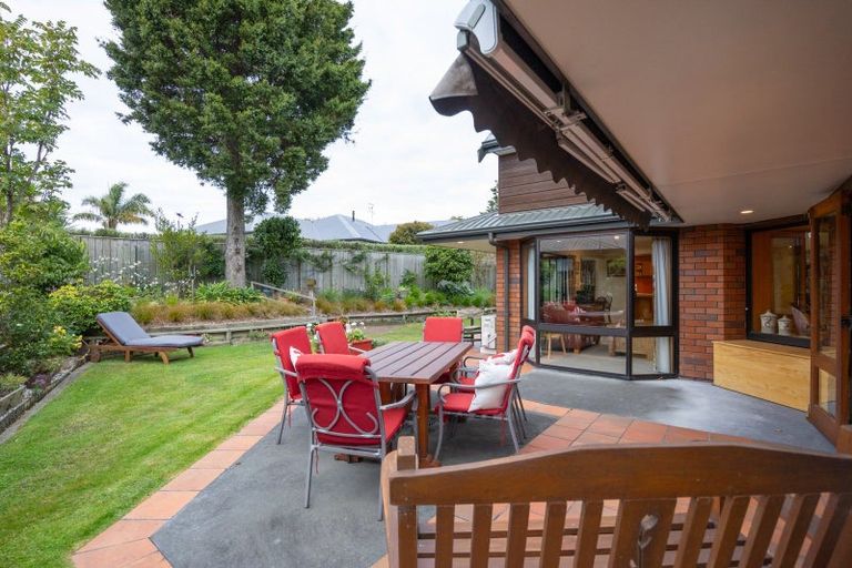Photo of property in 1 Caccia Birch Lane, Hokowhitu, Palmerston North, 4410