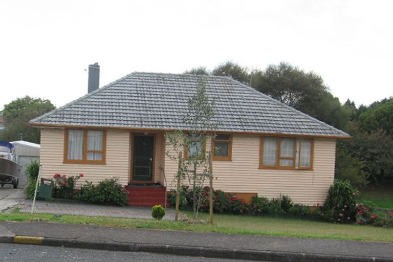 Photo of property in 49 Kelman Road, Kelston, Auckland, 0602
