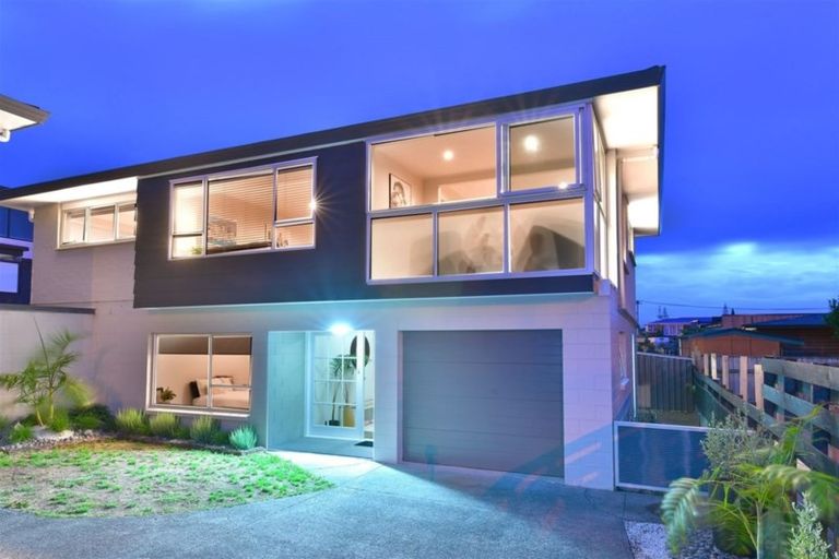 Photo of property in 3/252 Hibiscus Coast Highway, Orewa, 0931