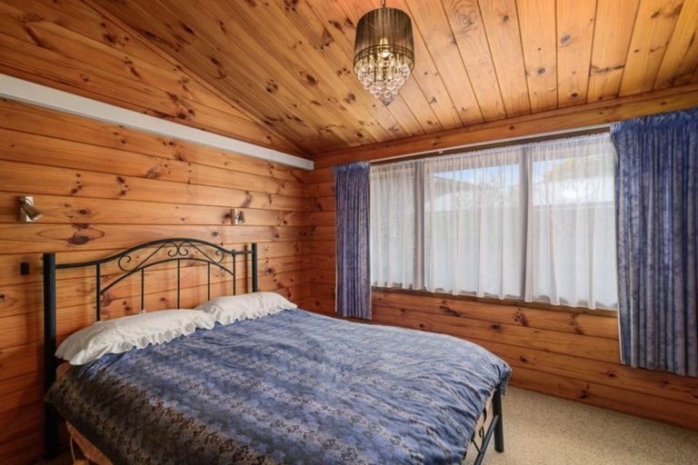 Photo of property in 13 Tumene Drive, Owhata, Rotorua, 3010