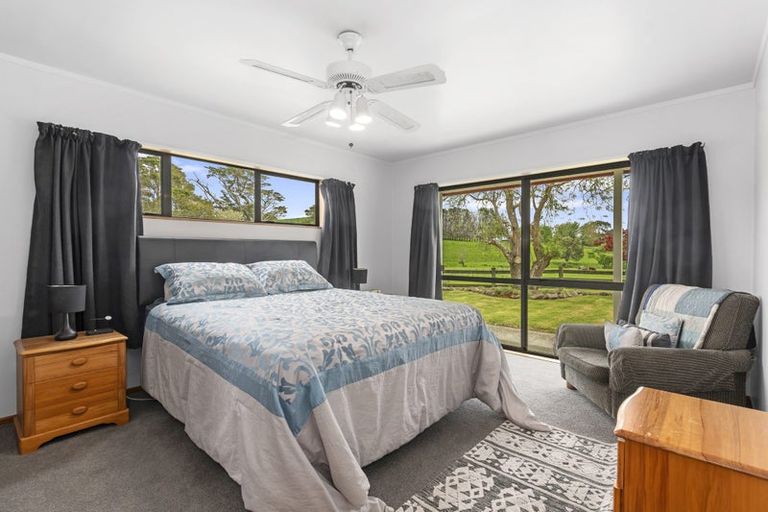 Photo of property in 80 Pataua Road North, Whareora, Whangarei, 0175