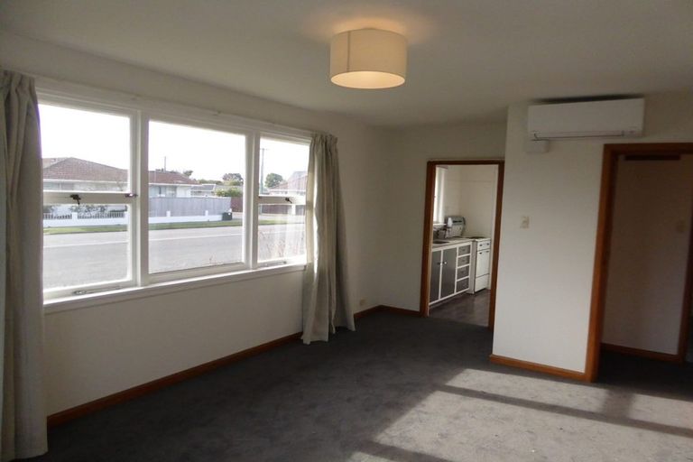 Photo of property in 2/26 Edgeware Road, St Albans, Christchurch, 8014