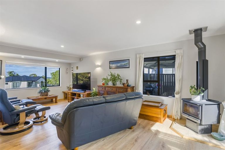 Photo of property in 18 Janome Place, Bucklands Beach, Auckland, 2014