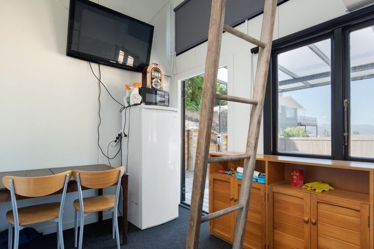 Photo of property in 37a Wairau Road, Picton, 7220