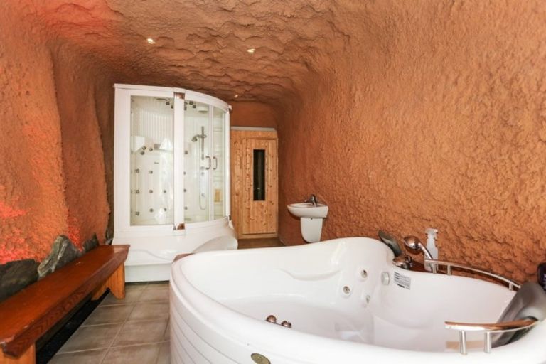 Photo of property in 24 Stevens Road, Hunua, Papakura, 2583