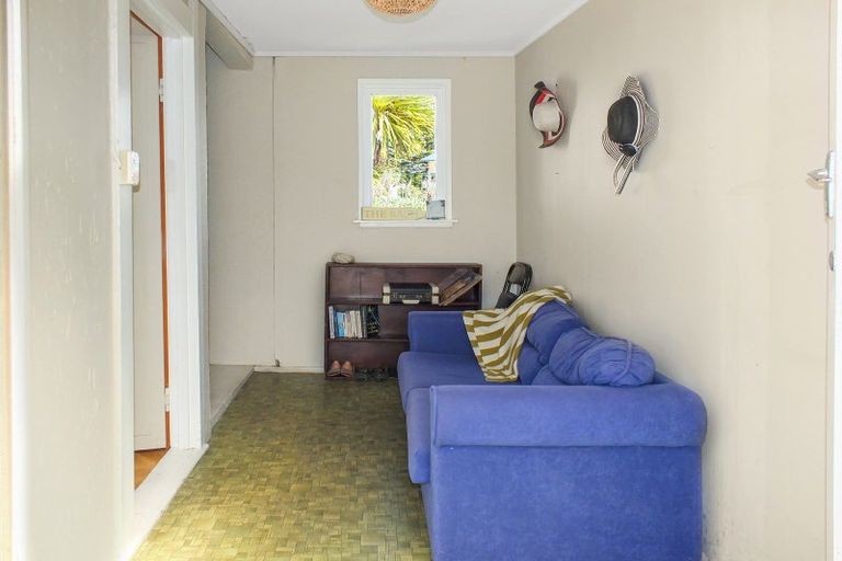 Photo of property in 165 Seabury Avenue, Foxton Beach, Foxton, 4815