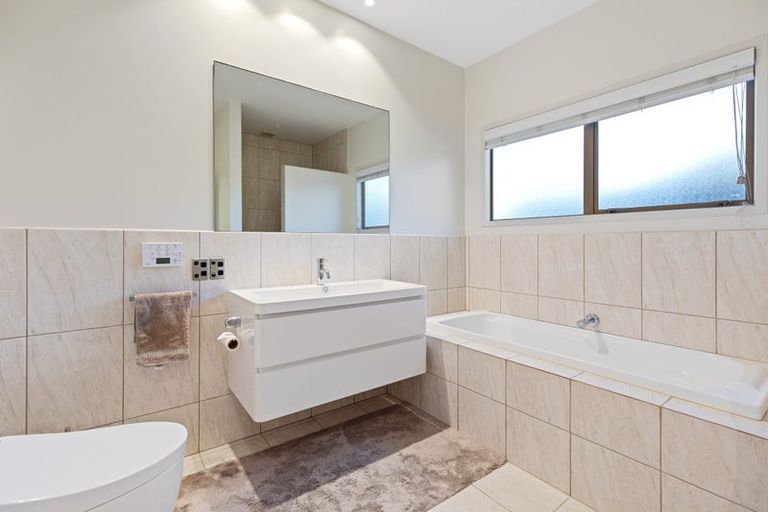 Photo of property in 164b Oceanbeach Road, Mount Maunganui, 3116