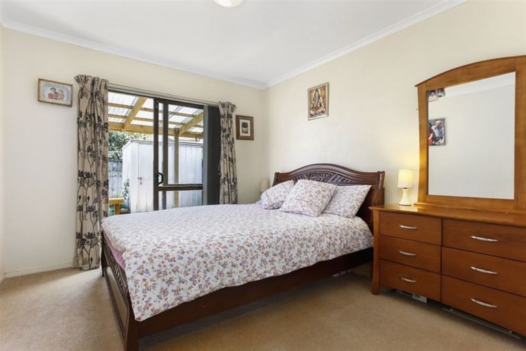 Photo of property in 26 Dunbarton Drive, Ranui, Auckland, 0612