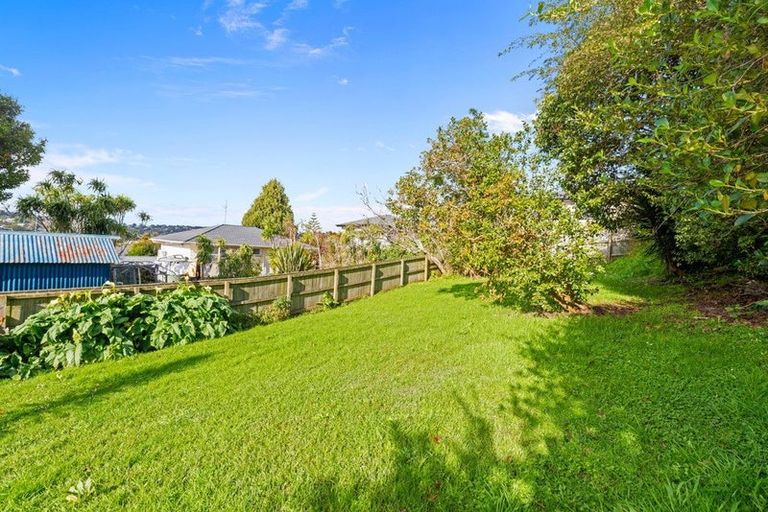 Photo of property in 60 Glengarry Road, Glen Eden, Auckland, 0602