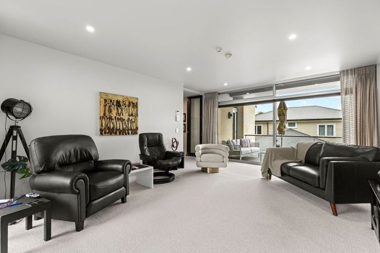 Photo of property in 3/19 Carlton Mill Road, Merivale, Christchurch, 8014