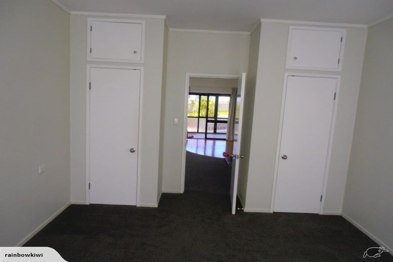 Photo of property in 92 Tiri Road, Tindalls Beach, Whangaparaoa, 0930