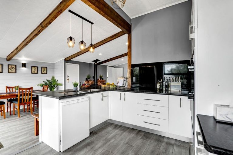 Photo of property in 121 Warwick Road, Stratford, 4391