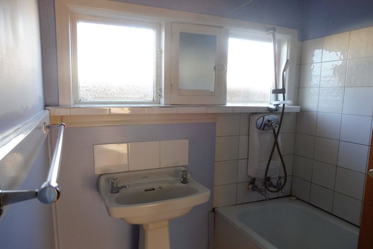 Photo of property in 14 Tanner Street, Woolston, Christchurch, 8023