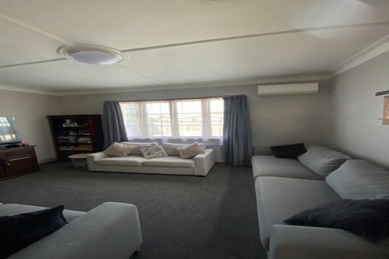 Photo of property in 918 Heretaunga Street East, Parkvale, Hastings, 4122