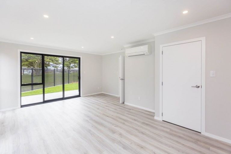 Photo of property in 84 Mawai Hakona Drive, Wallaceville, Upper Hutt, 5018