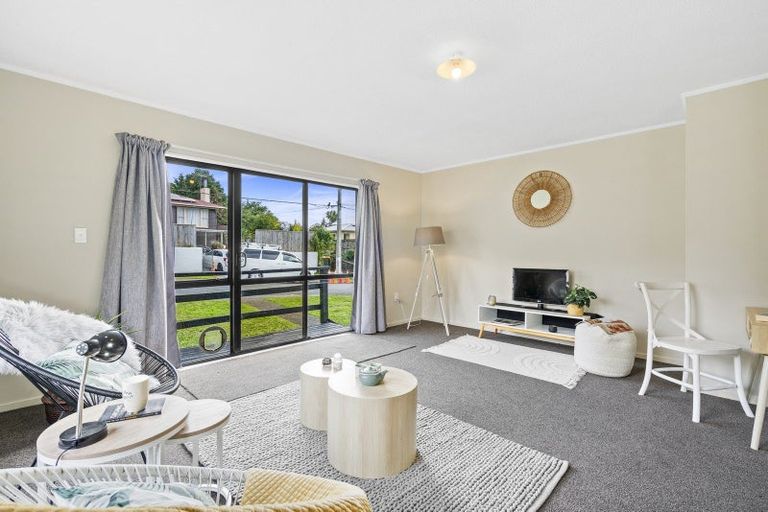 Photo of property in 1b Sunny Grove, Wainuiomata, Lower Hutt, 5014