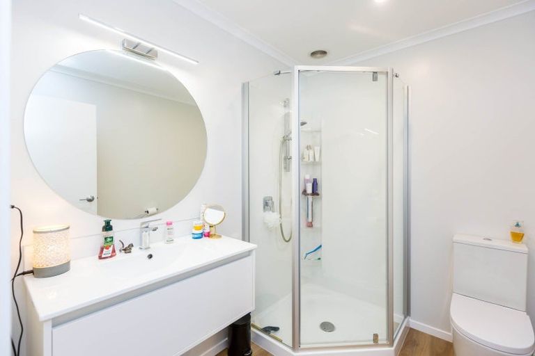 Photo of property in 40 Dahl Drive, Wallaceville, Upper Hutt, 5018