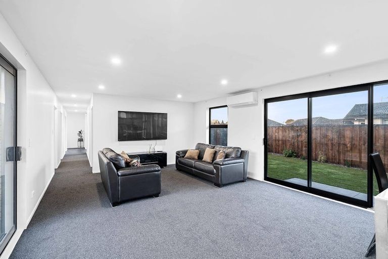 Photo of property in 5 Atap Place, Northwood, Christchurch, 8051