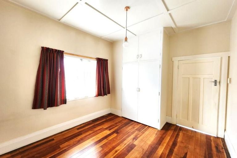 Photo of property in 17 Albert Street, Otahuhu, Auckland, 1062