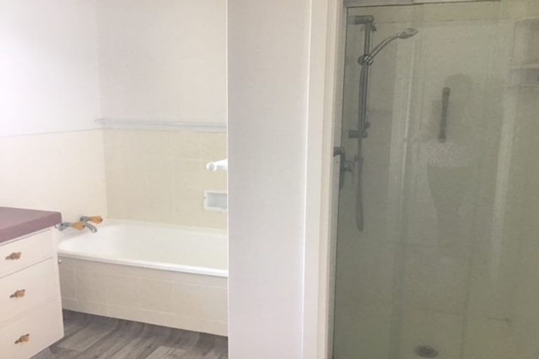 Photo of property in 34a Velma Road, Hillcrest, Auckland, 0627