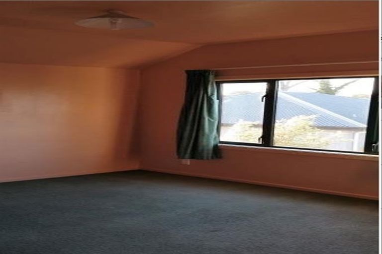 Photo of property in 35a Olliviers Road, Phillipstown, Christchurch, 8011