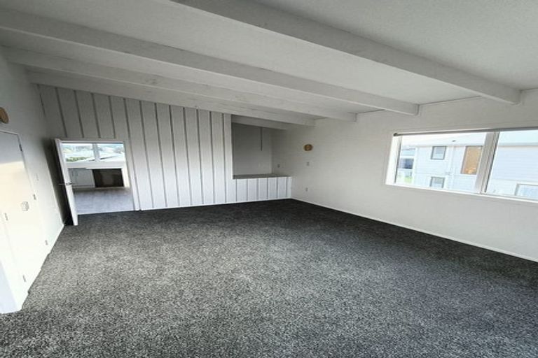 Photo of property in 828a Papamoa Beach Road, Papamoa Beach, Papamoa, 3118