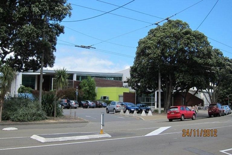 Photo of property in 58 Kilbirnie Crescent, Kilbirnie, Wellington, 6022