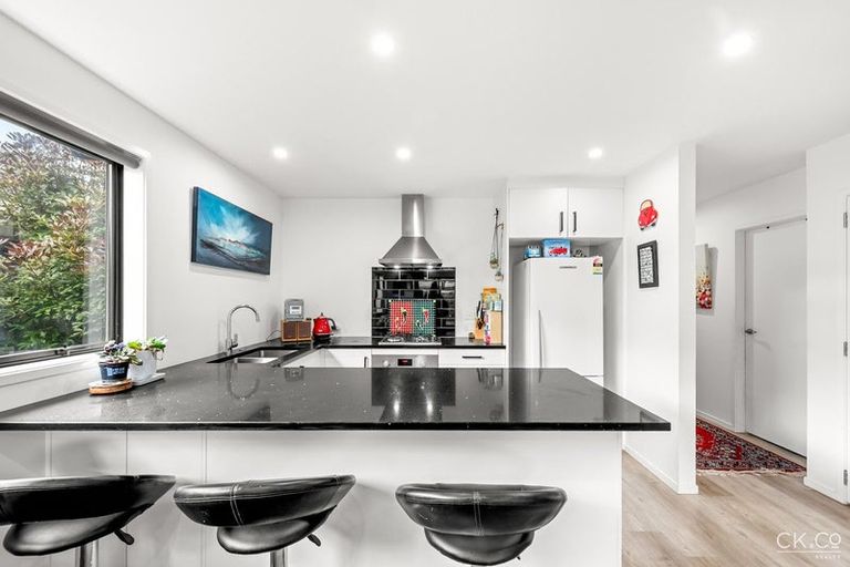 Photo of property in 21 Jessie Donald Way, Avalon, Lower Hutt, 5011