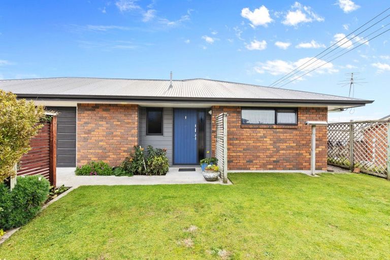 Photo of property in 9c Wilton Street, Westown, New Plymouth, 4310