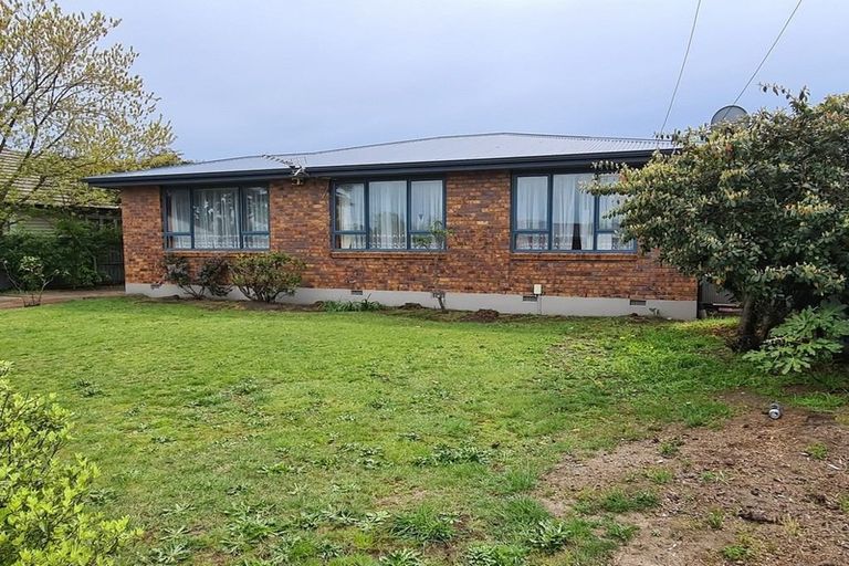 Photo of property in 223 Mairehau Road, Burwood, Christchurch, 8083