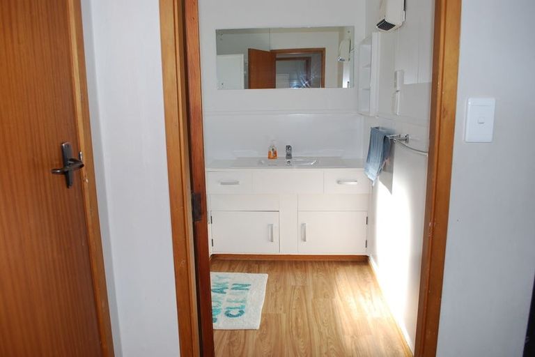 Photo of property in 5 Richmond Avenue, Richmond Heights, Taupo, 3330