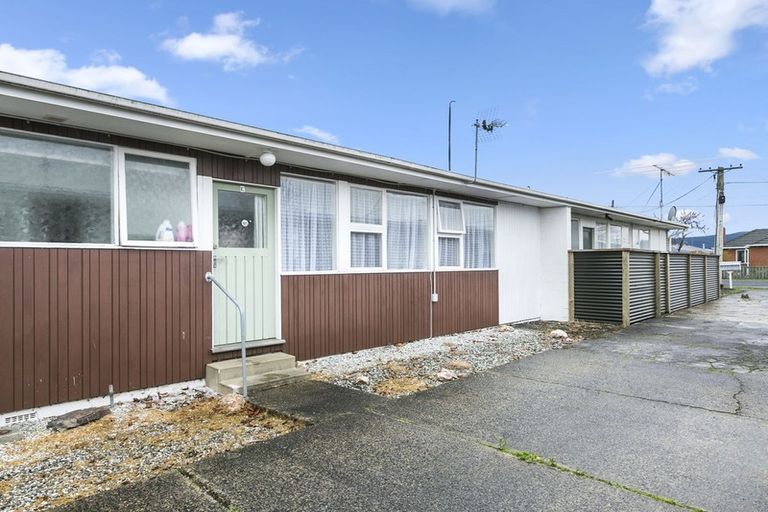 Photo of property in 122e Argyle Street, Mosgiel, 9024