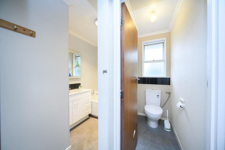 Photo of property in 5/132 Heretaunga Street, Palmerston North, 4414