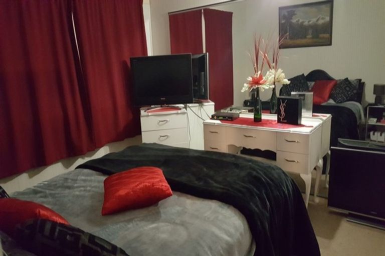 Photo of property in 2/746 High Street, Boulcott, Lower Hutt, 5011