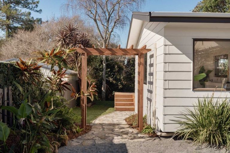 Photo of property in 14 Hastings Street, Te Puke, 3119