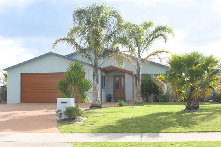 Photo of property in 19 Ocean Crest, Papamoa Beach, Papamoa, 3118