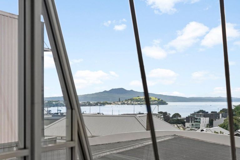 Photo of property in 29c Bath Street, Parnell, Auckland, 1052
