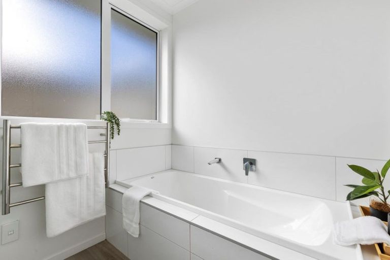 Photo of property in 69a Pakanga Grove, Pyes Pa, Tauranga, 3112