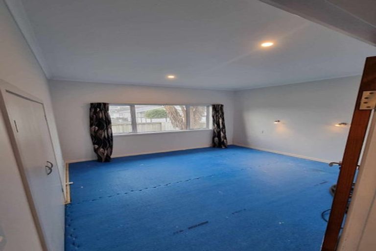 Photo of property in 20 Phillip Street, Johnsonville, Wellington, 6037