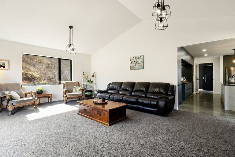 Photo of property in 22c Deseret Road, Temple View, Hamilton, 3218